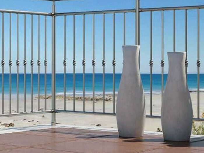 Κάγκελα εξωτερικών χώρων — Κάγκελα & Περιφράξεις