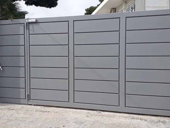 Γκαραζόπορτες – Αυλόπορτες — Κουφώματα Αλουμινίου & PVC